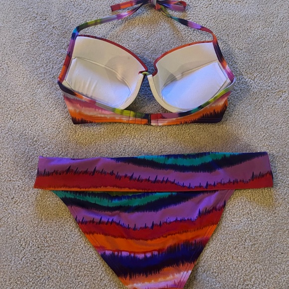 🎉 3x HP 🎉 2011 VS Bikini Set - Picture 8 of 12